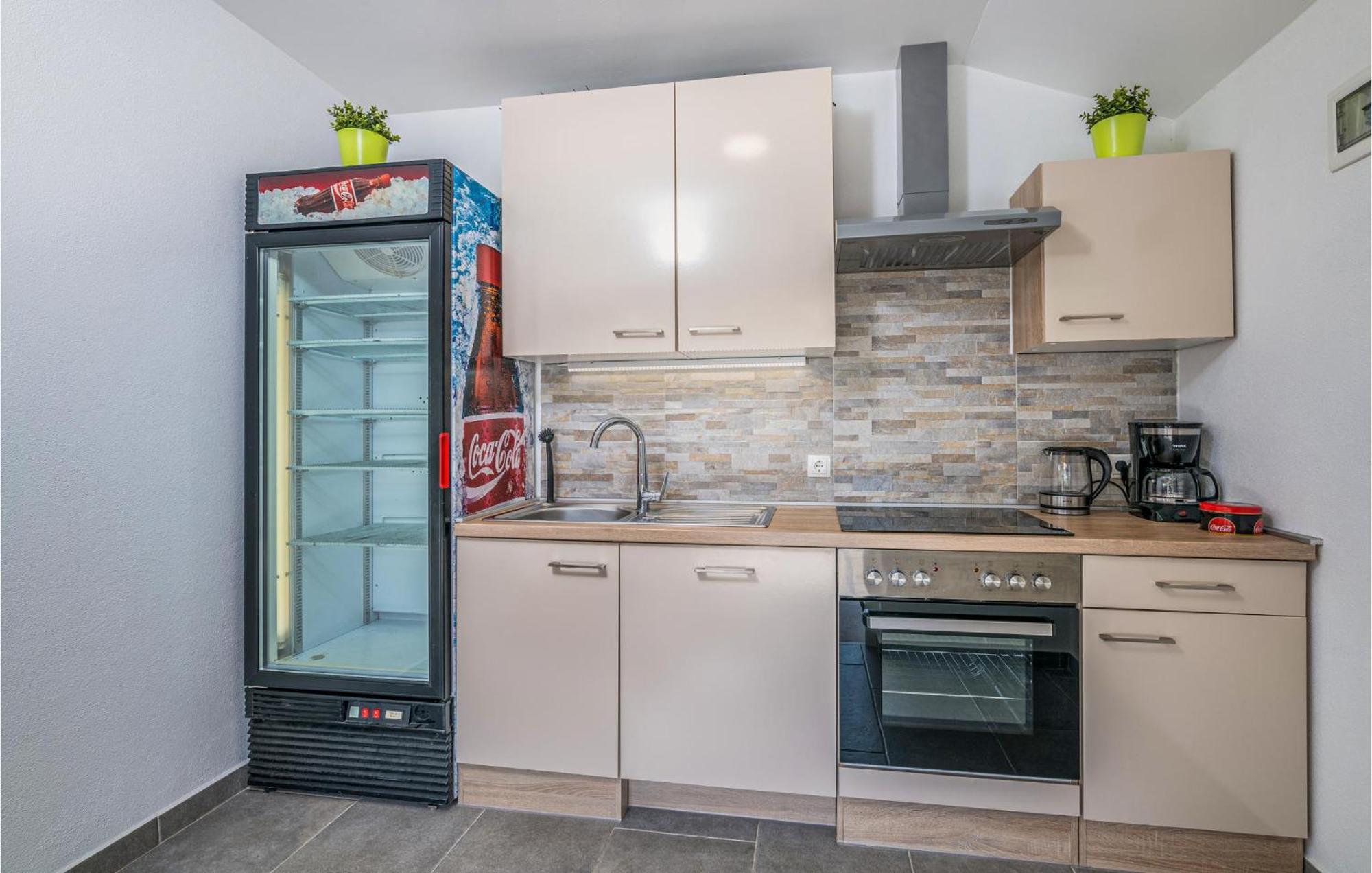 Gorgeous Apartment In Krk With Wifi Punat Exterior foto